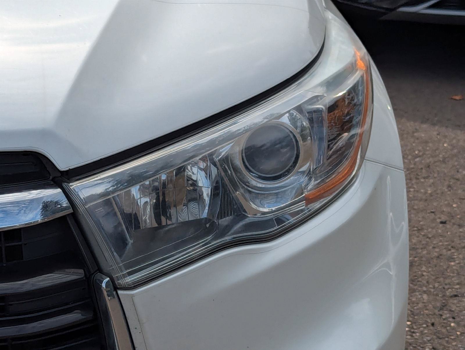 Used 2015 Toyota Highlander XLE AWD/4WD image 13