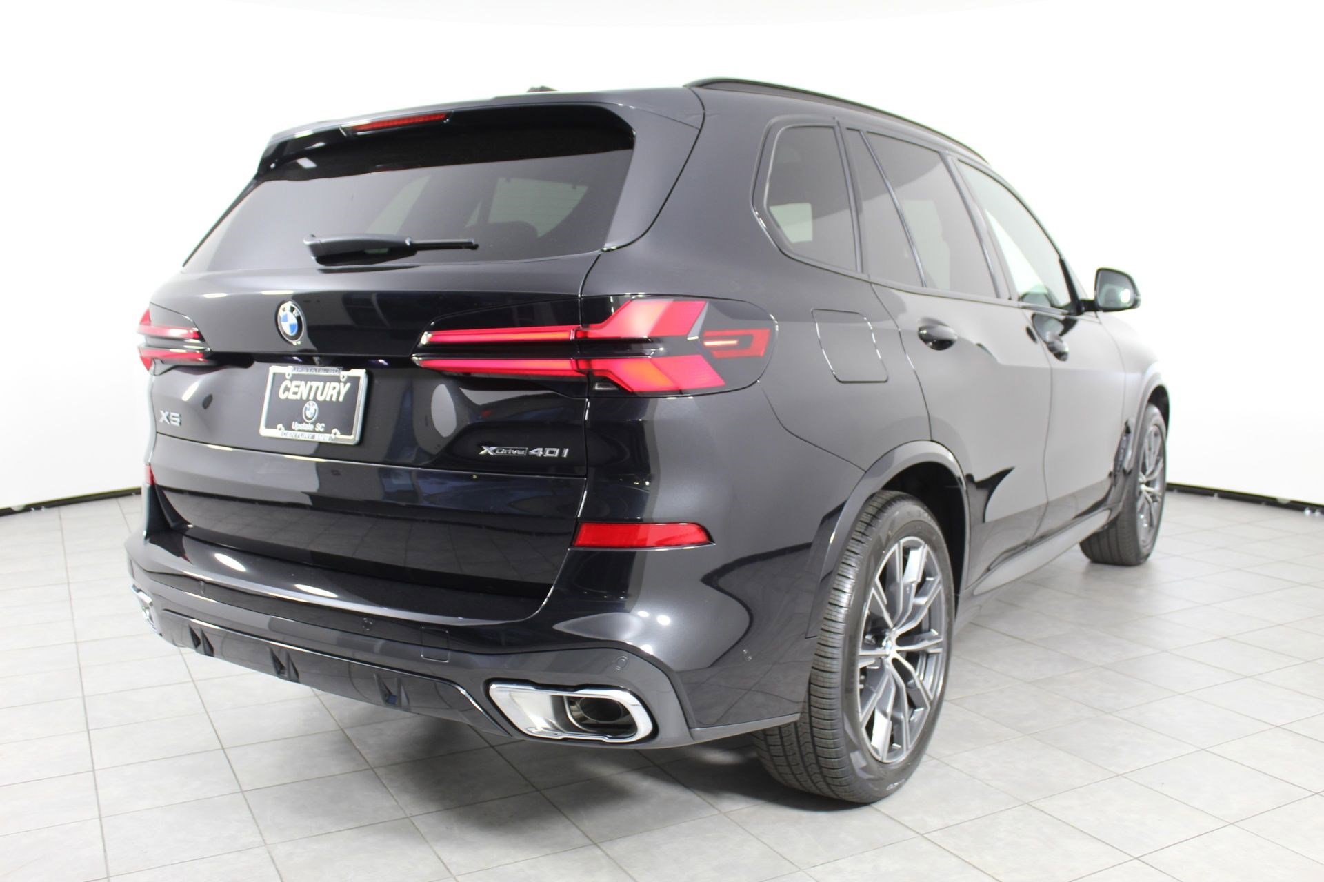 Used 2026 BMW X5 xDrive40i w/ M Sport Package AWD/4WD image 8