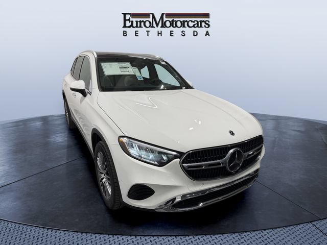 Used 2026 Mercedes-Benz GLC 300 4MATIC image 4