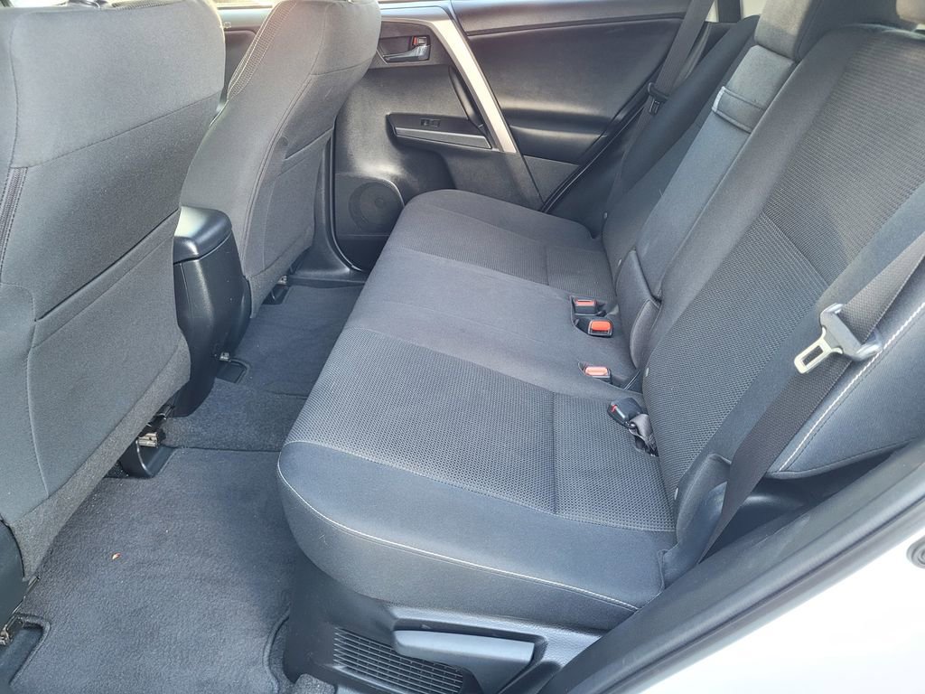 Used 2017 Toyota RAV4 XLE w/ Convenience Package image 8