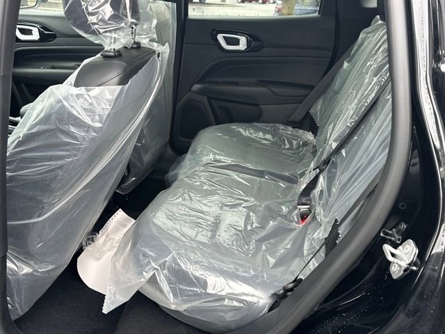 New 2026 Jeep Compass Latitude image 14