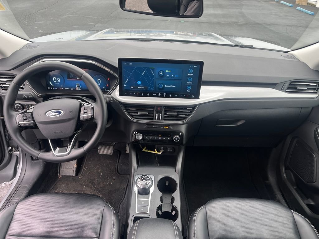 Used 2024 Ford Escape Platinum image 11