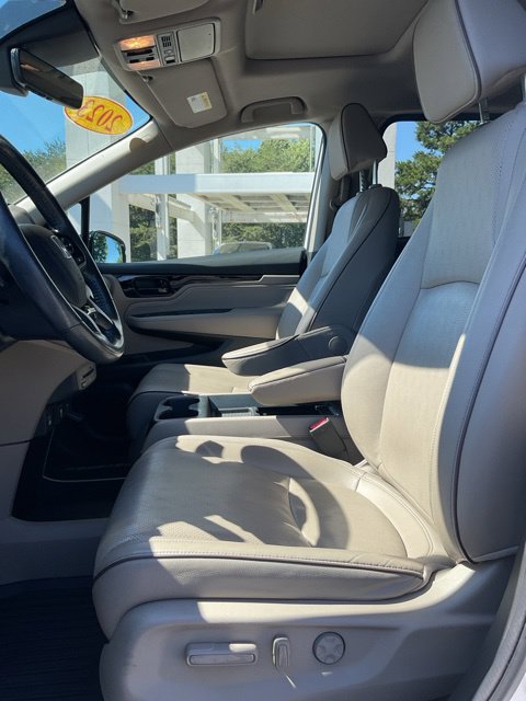 Used 2023 Honda Odyssey Elite image 19