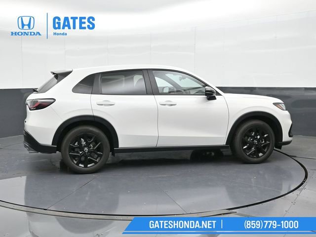 Certified 2025 Honda HR-V Sport image 3