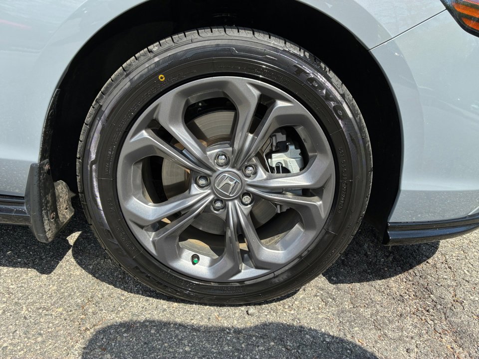 Used 2023 Honda Accord EX-L image 29
