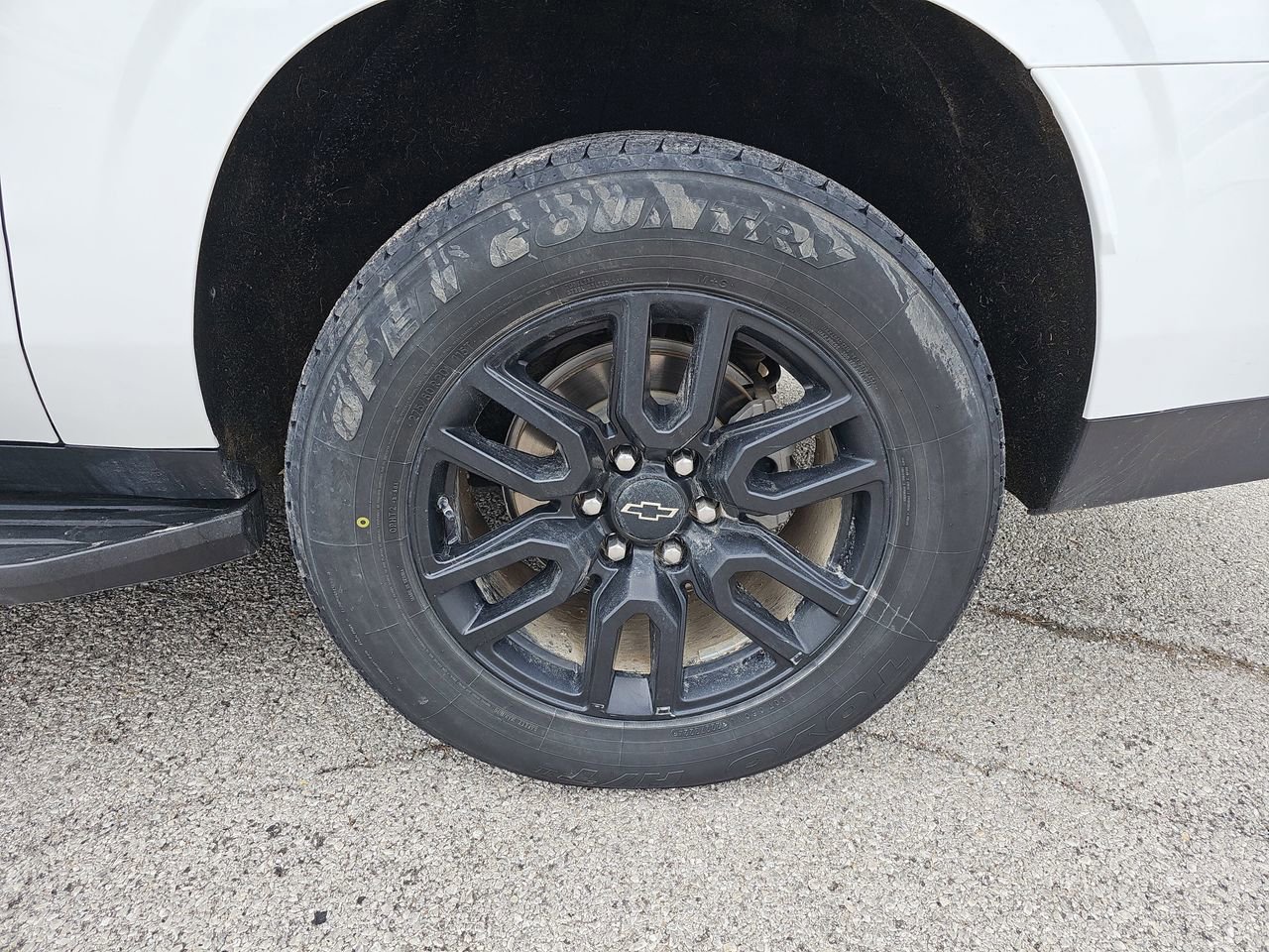 Used 2024 Chevrolet Suburban LS w/ Driver Alert Package image 38
