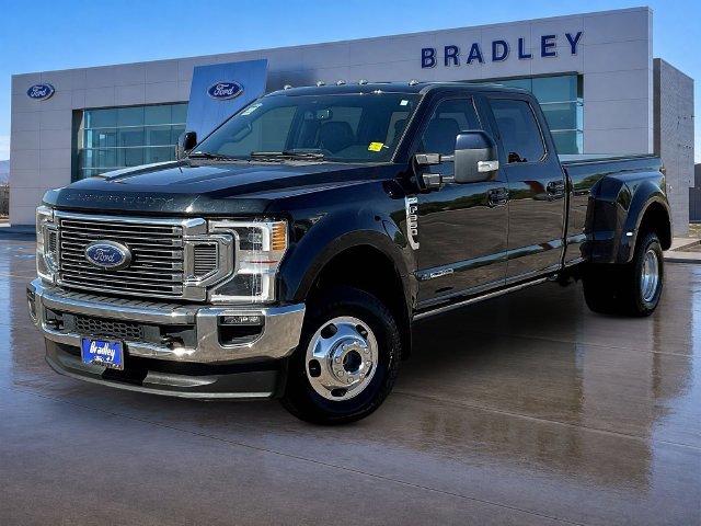 Used 2022 Ford F350 Lariat w/ Lariat Ultimate Package AWD/4WD image 3