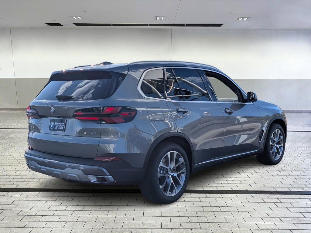 Used 2026 BMW X5 xDrive40i image 5