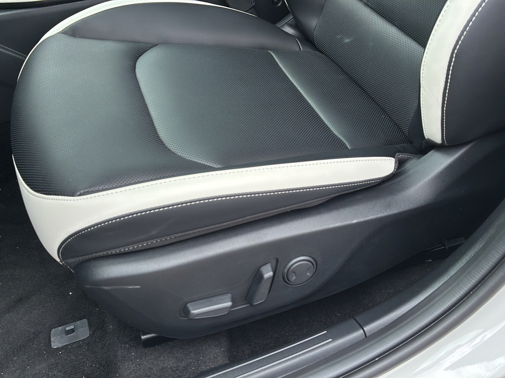 New 2026 Kia K4 GT-Line FWD image 23