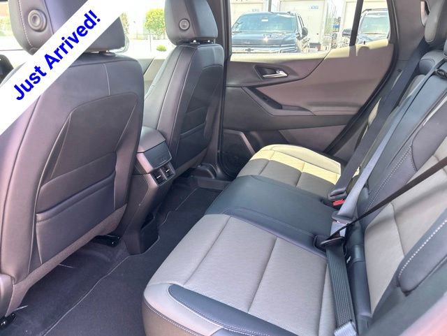 New 2026 Chevrolet Equinox LT w/ Convenience Package II FWD image 30
