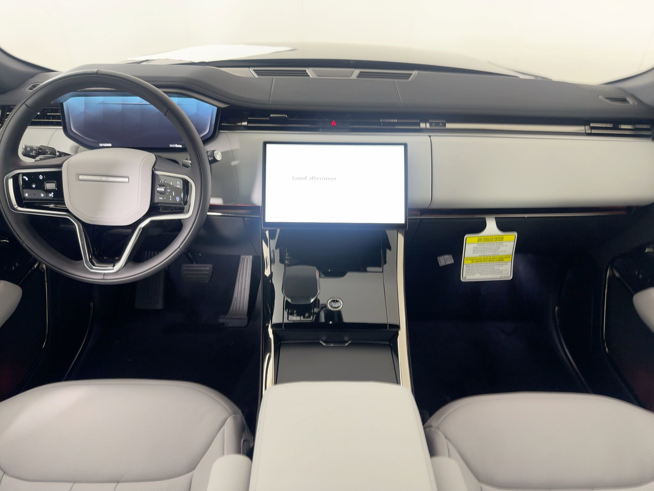 New 2025 Land Rover Range Rover Sport SE image 16