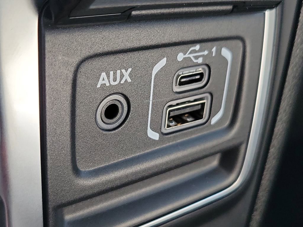 Used 2024 Jeep Wrangler Willys image 21