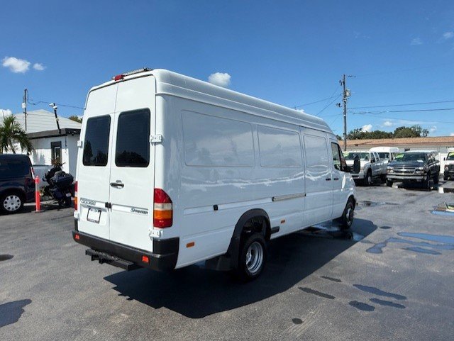 Used 2005 Dodge Sprinter 3500 w/ PWR Convenience Group image 6