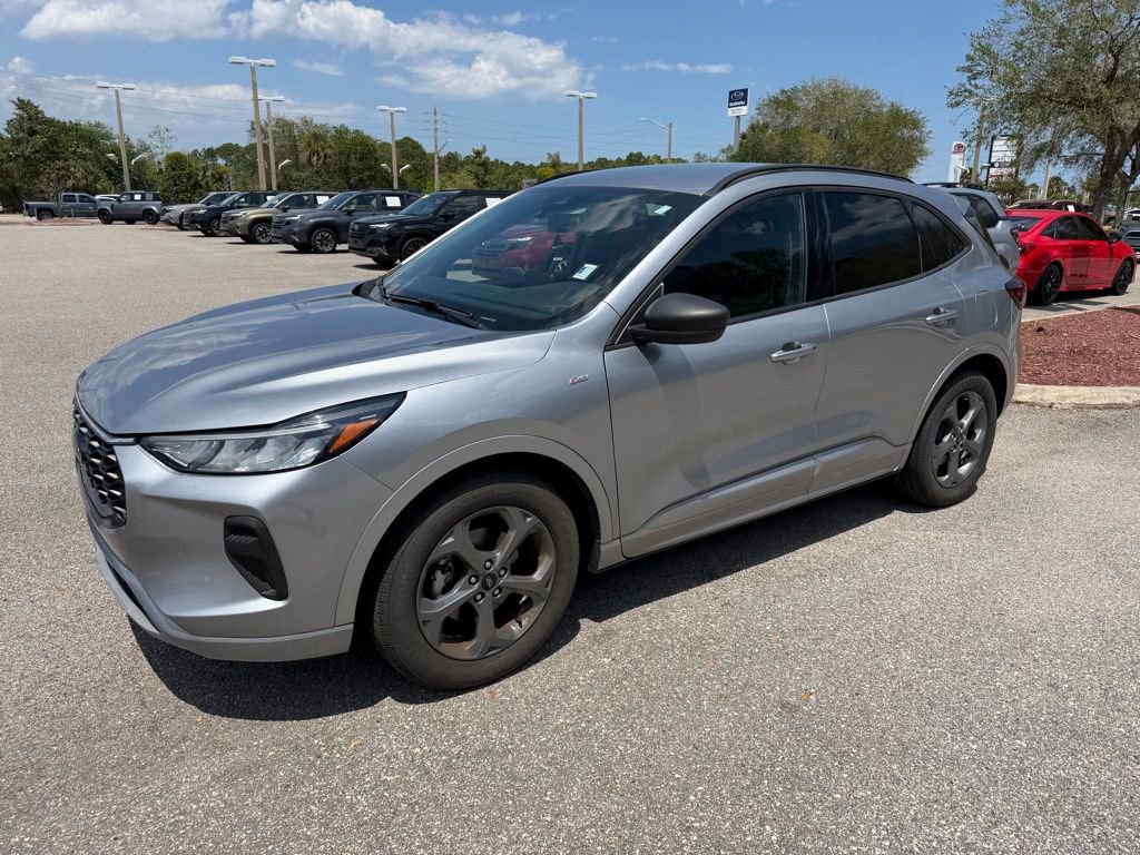 Used 2024 Ford Escape ST-Line FWD image 12