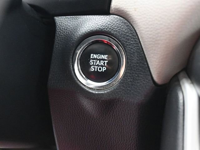 Used 2023 Toyota RAV4 Limited image 32