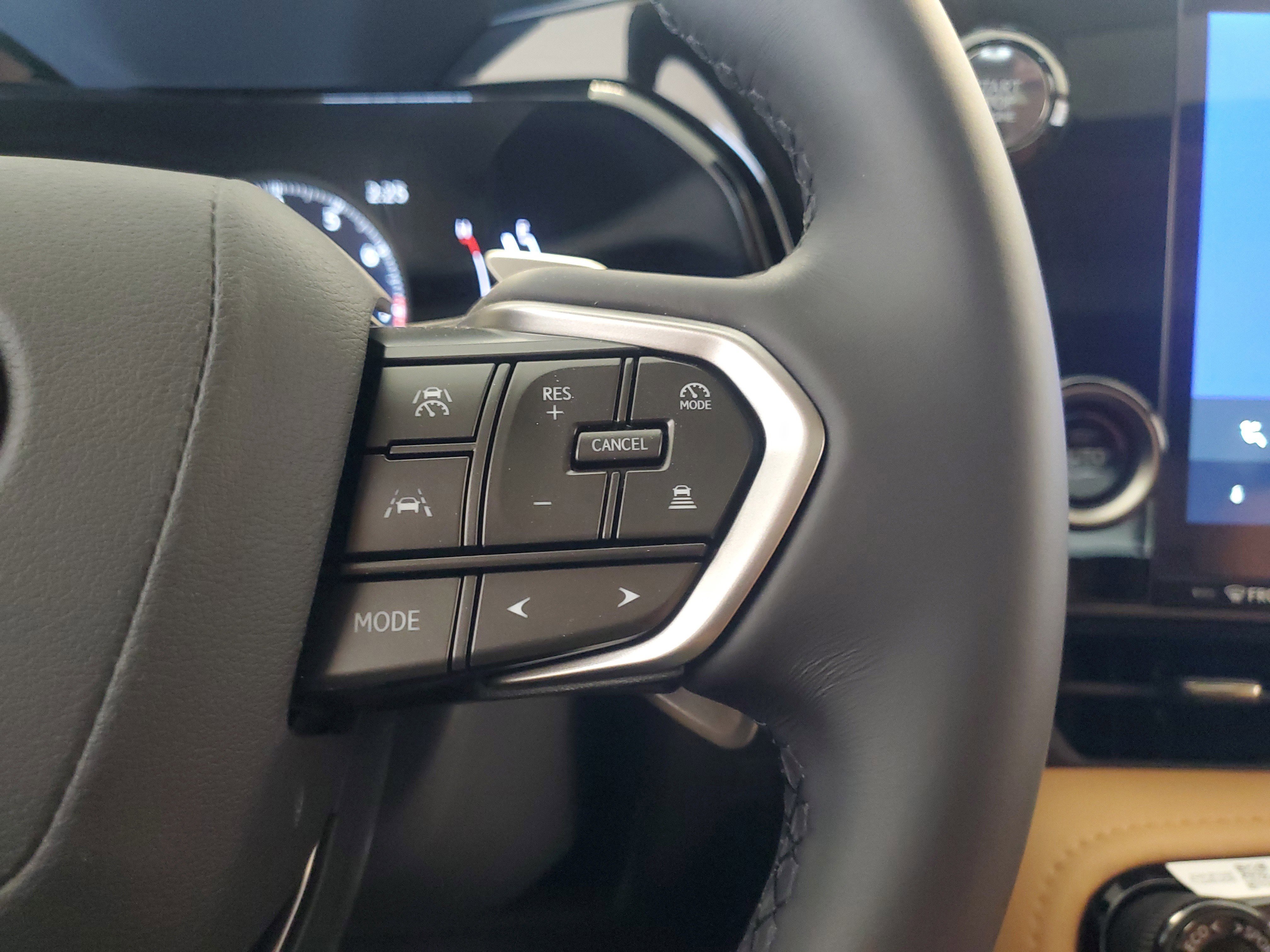 Used 2025 Lexus NX 250 FWD w/ Accessory Package (Z1) image 27