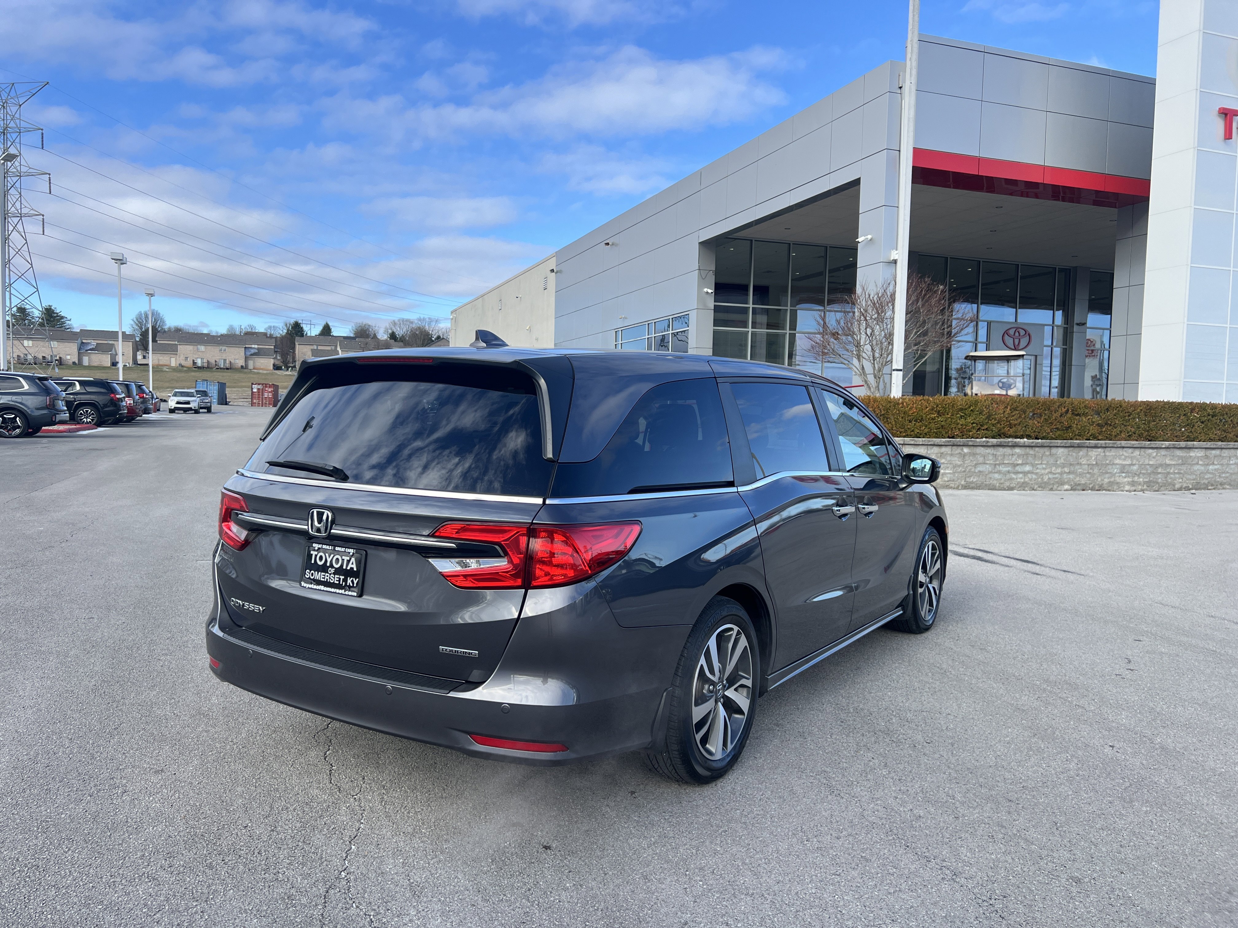 Used 2023 Honda Odyssey Touring image 5