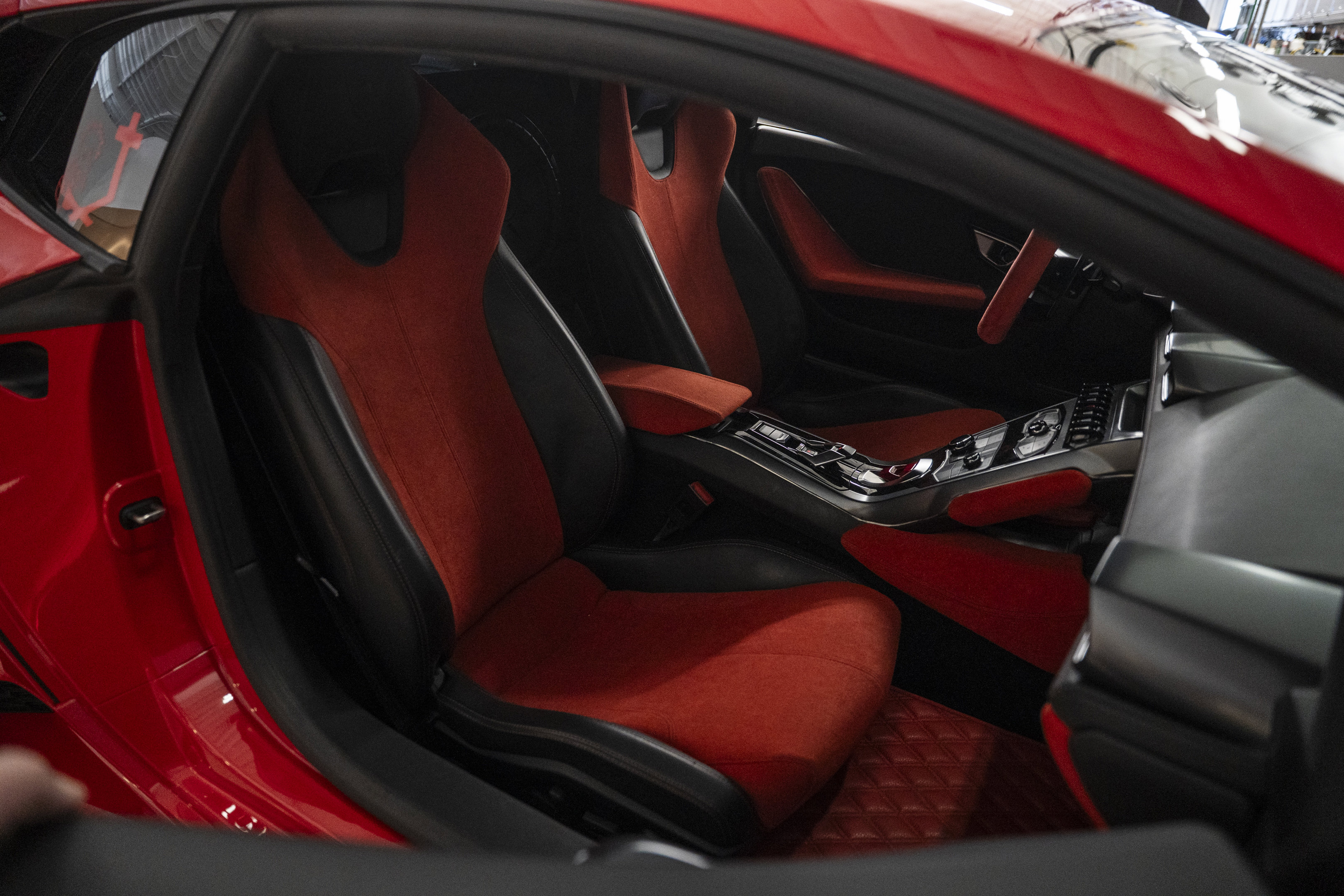 Used 2015 Lamborghini Huracan LP 610-4 image 19