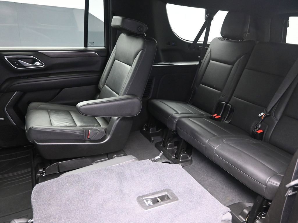 Used 2021 Chevrolet Suburban Z71 w/ Z71 Off-Road Package image 21