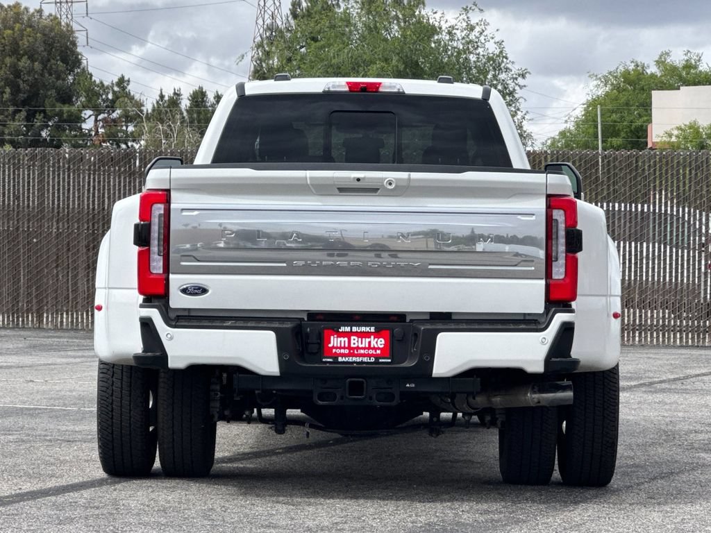 Certified 2026 Ford F350 Platinum w/ Platinum Plus Package AWD/4WD image 4