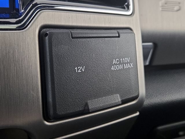 Used 2022 Ford F250 Platinum w/ Tremor Off-Road Package AWD/4WD image 29