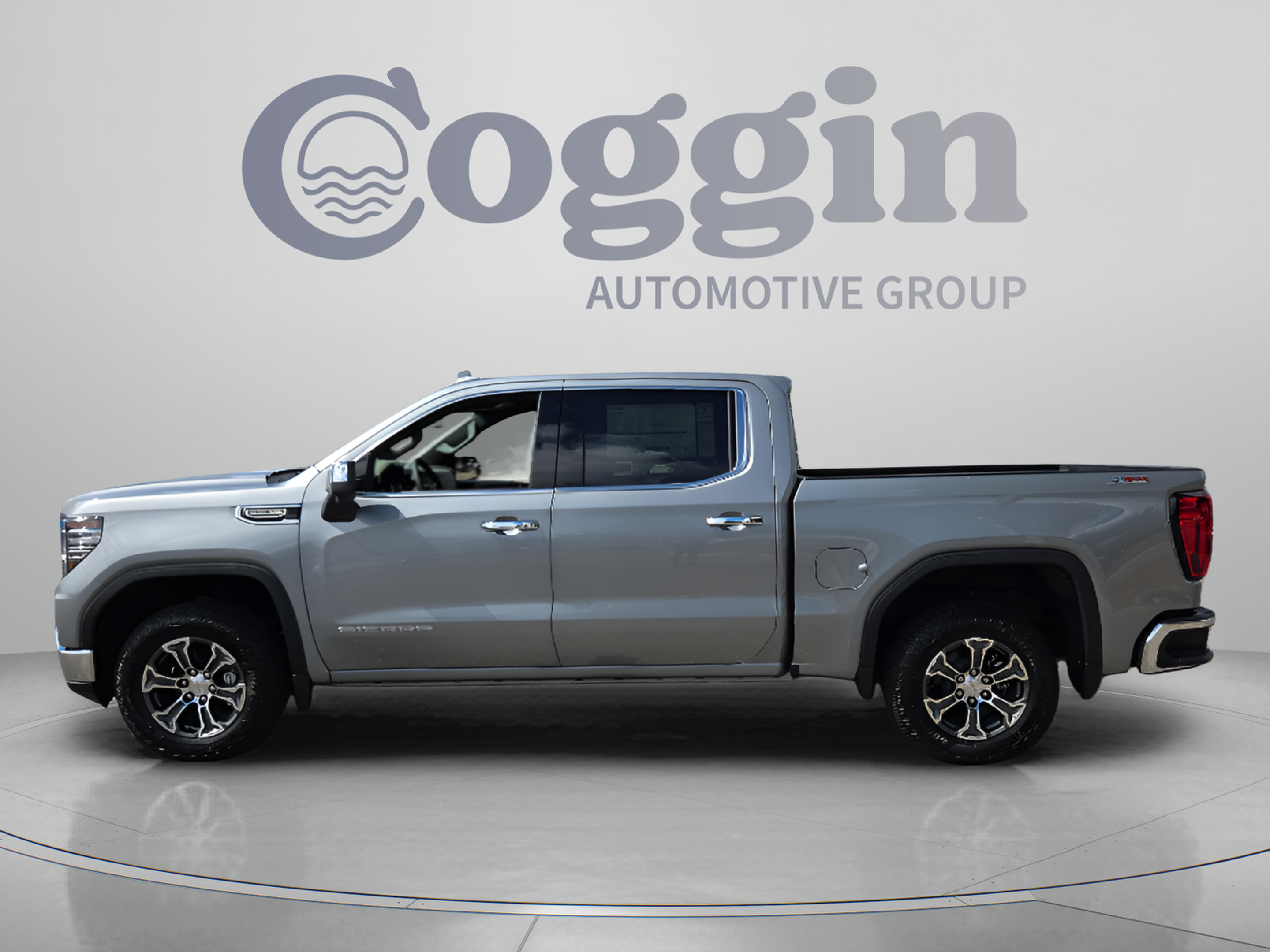 New 2026 GMC Sierra 1500 SLT w/ X31 Off-Road Package AWD/4WD image 2