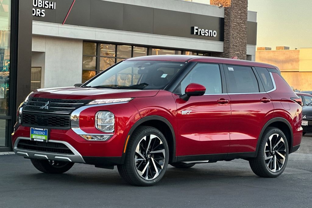 New 2025 Mitsubishi Outlander SE image 9