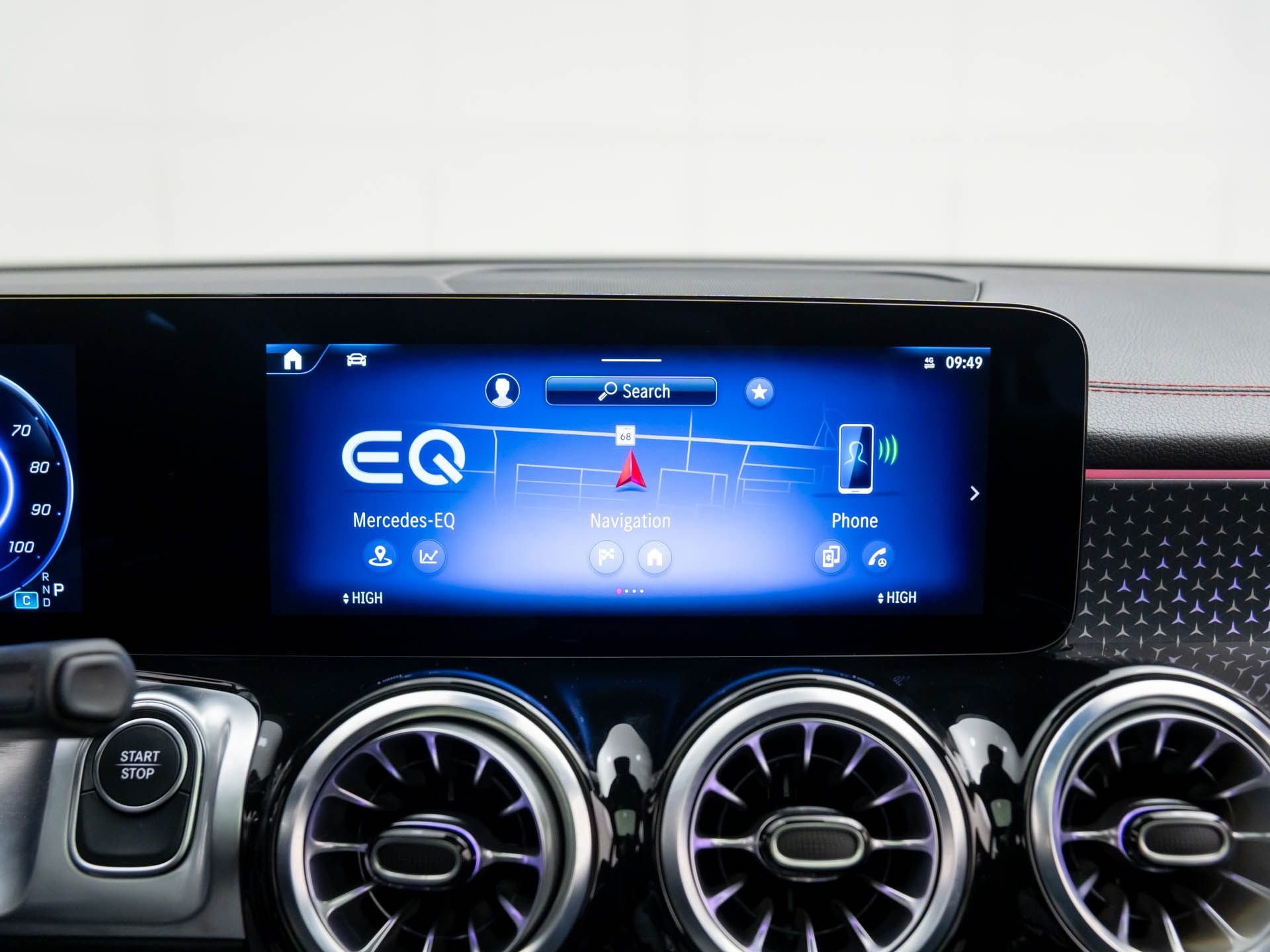 Certified 2024 Mercedes-Benz EQB 250+ image 24