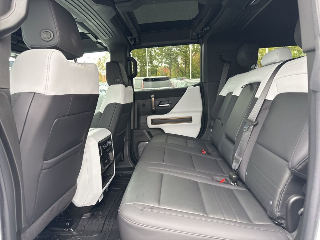 Used 2024 GMC Hummer EV 3X w/ LPO, Illumination Package image 12