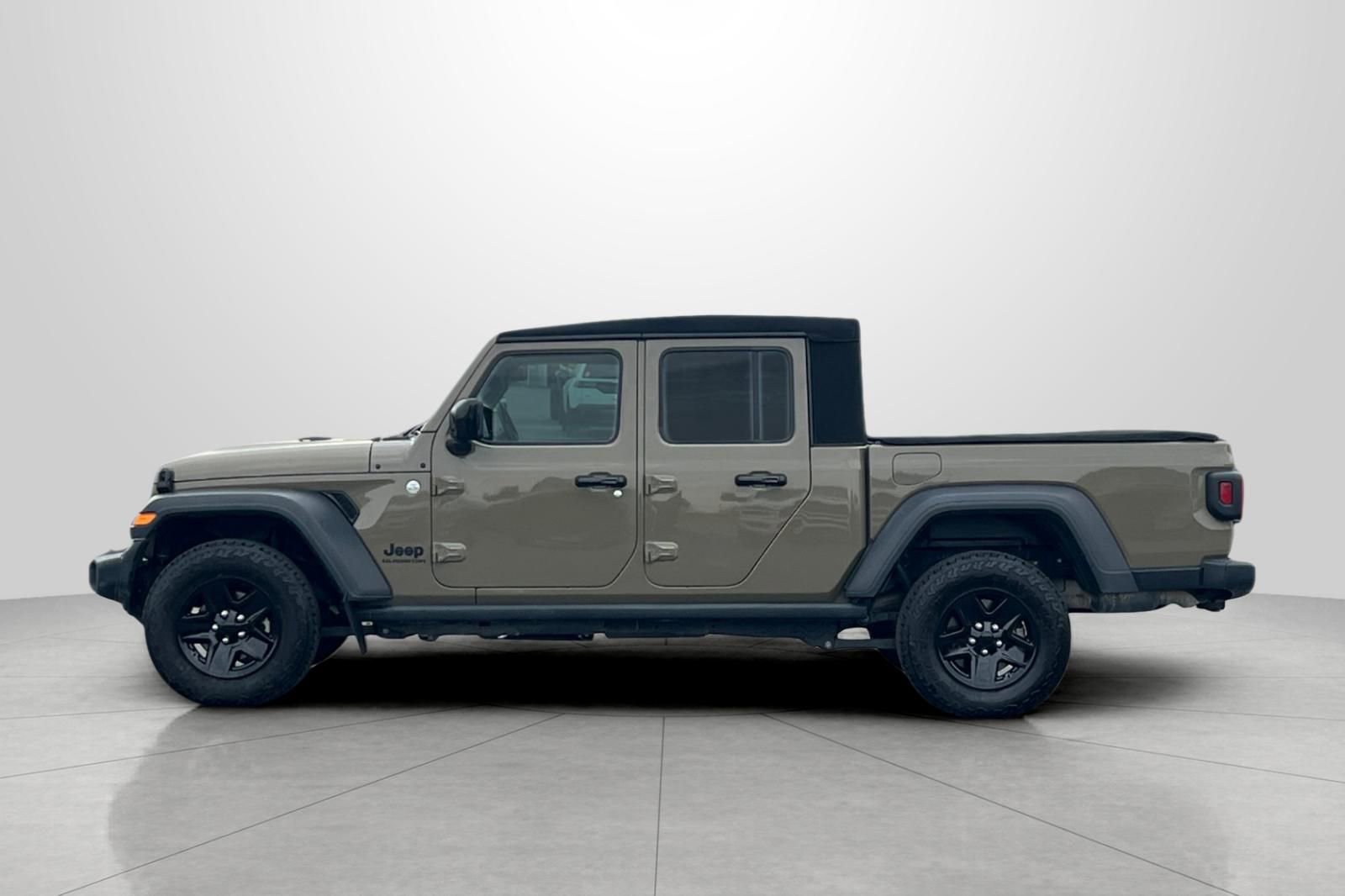 Used 2020 Jeep Gladiator Sport w/ Quick Order Package 24S image 7