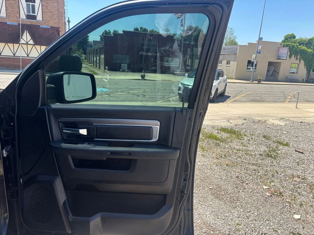 Used 2022 RAM 1500 Classic Warlock AWD/4WD image 11