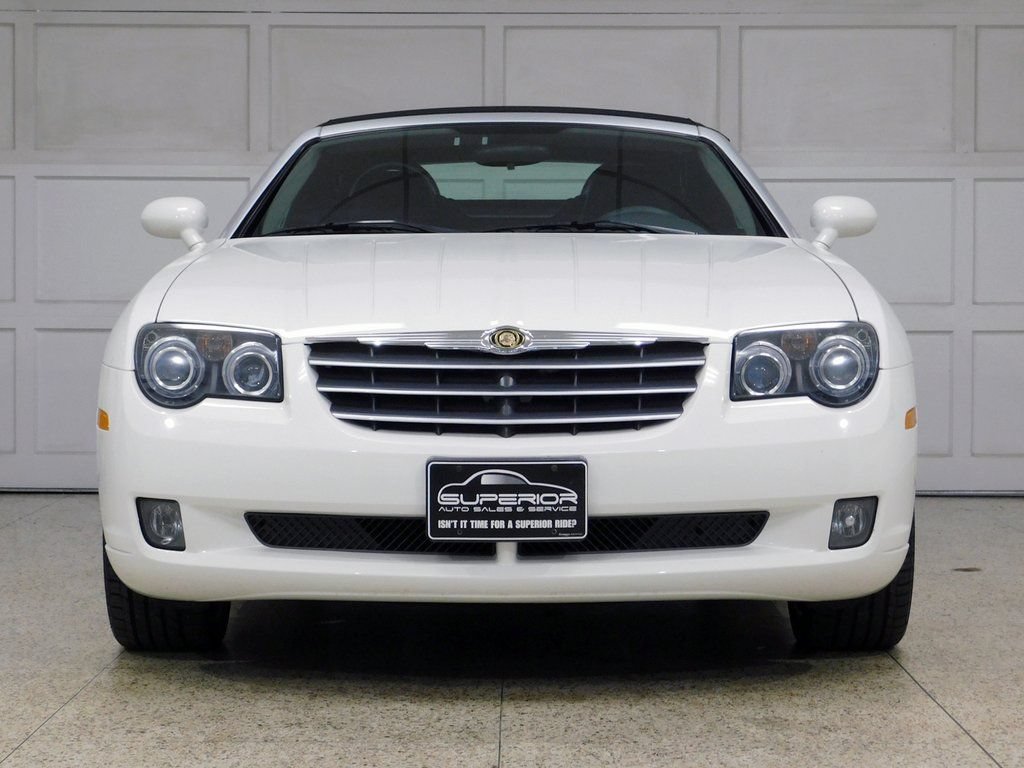 Used 2005 Chrysler Crossfire Limited RWD image 4