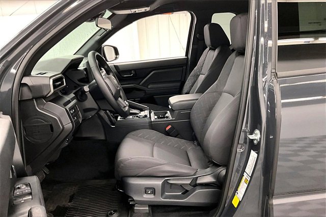 Used 2025 Toyota Tacoma SR image 18