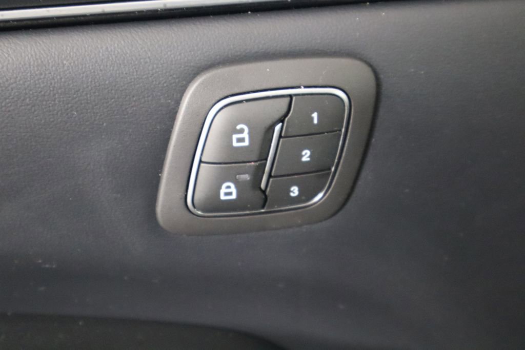 Used 2021 Ford Mustang Mach-E Select w/ Comfort/Technology Package image 23