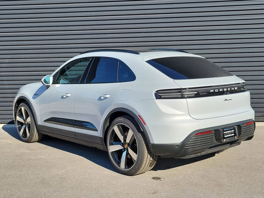 New 2026 Porsche Macan Electric image 3