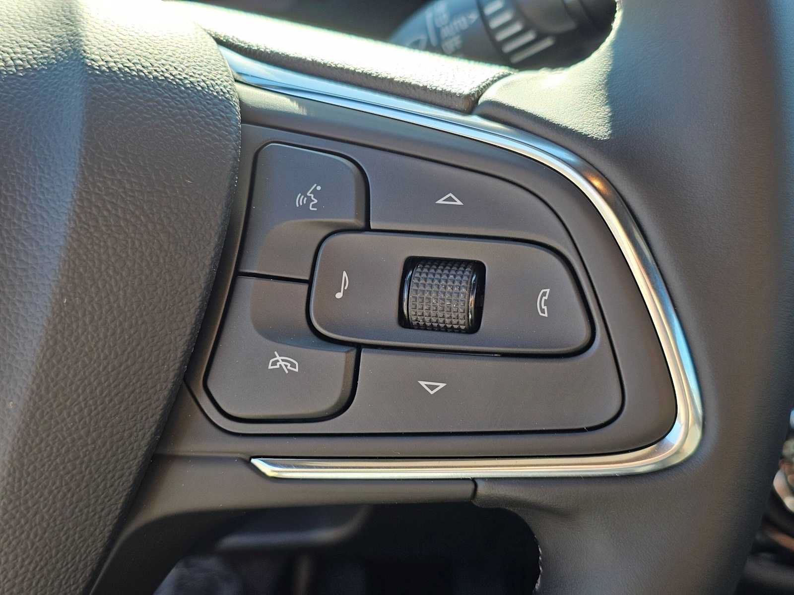 New 2026 Buick Envista Sport Touring w/ Convenience I Package FWD image 28