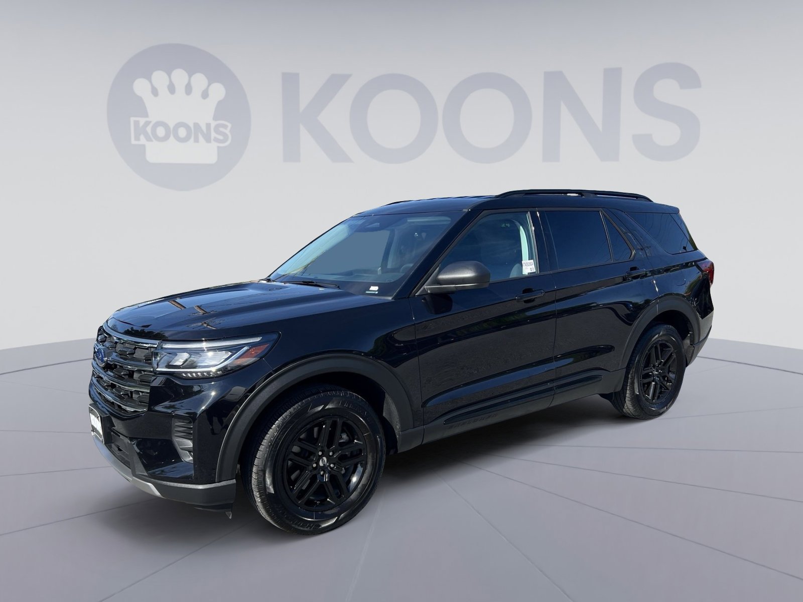 Used 2026 Ford Explorer Active AWD/4WD image 1