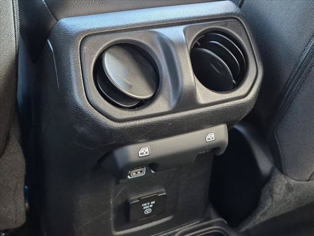 Used 2023 Jeep Gladiator Rubicon w/ Cold Weather Group AWD/4WD image 17