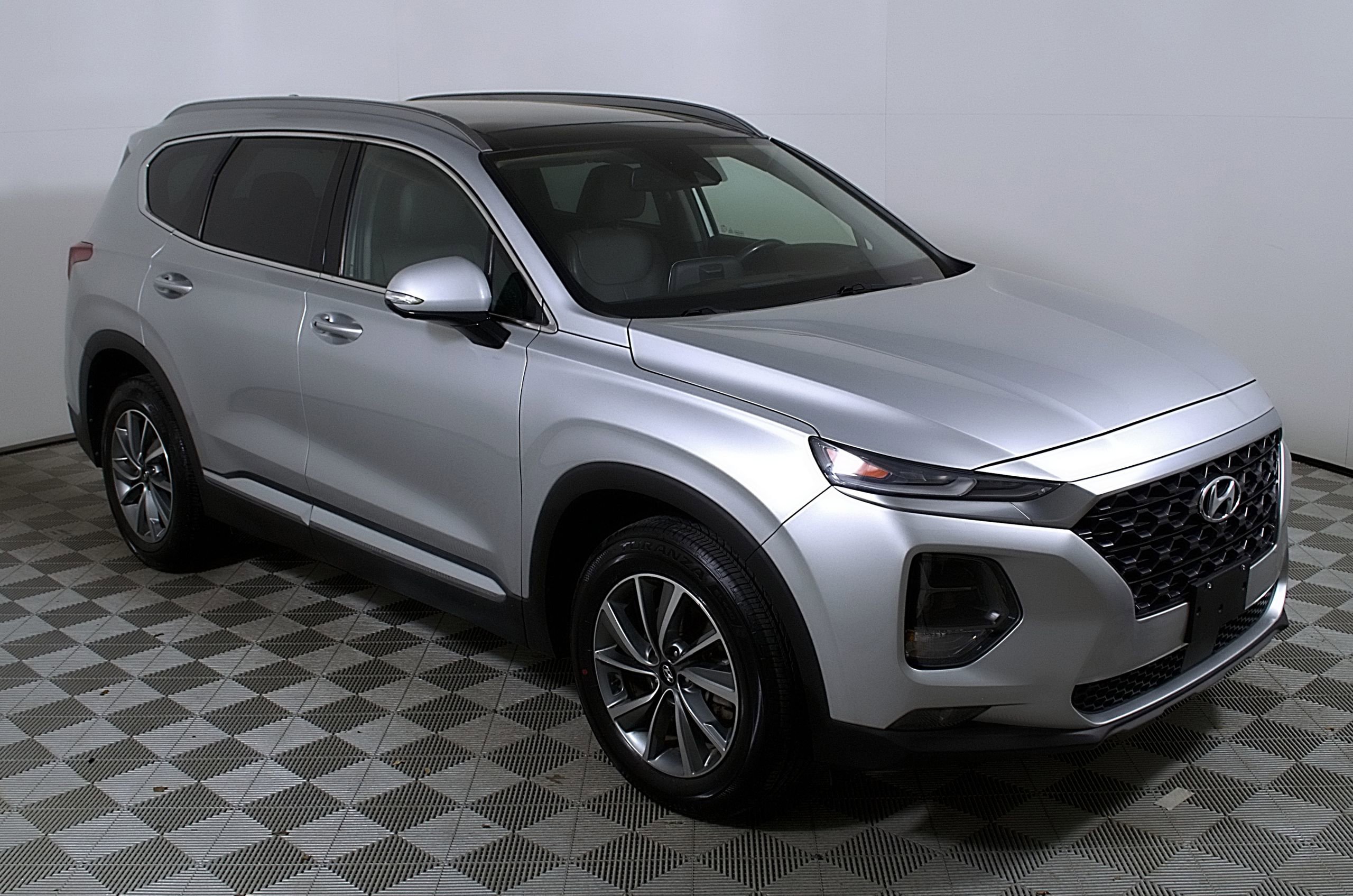Used 2019 Hyundai Santa Fe FWD image 6