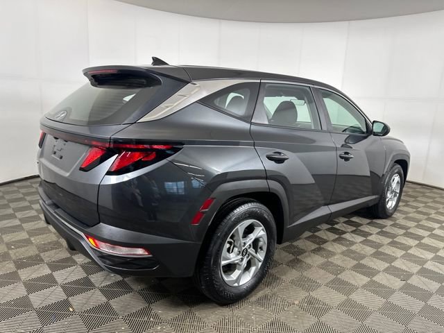 Certified 2023 Hyundai Tucson SE image 3