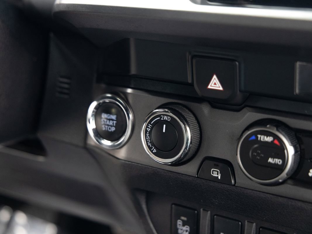 Used 2023 Toyota Tacoma TRD Off-Road w/ Technology Package image 19