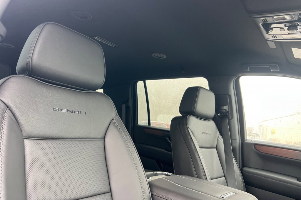 New 2026 GMC Yukon XL Denali image 15