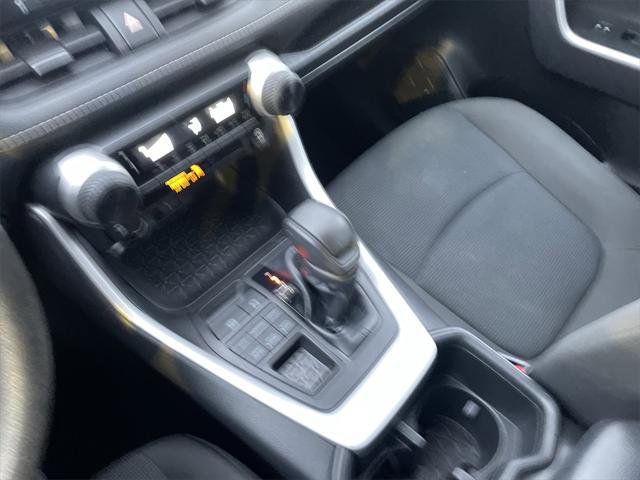 Certified 2022 Toyota RAV4 LE image 21