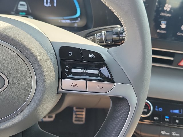 New 2026 Hyundai Elantra Sport FWD image 8