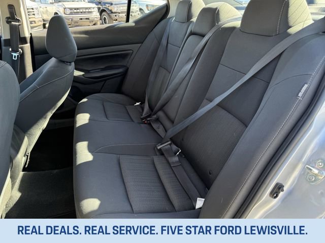 Used 2024 Nissan Altima 2.5 SV image 27