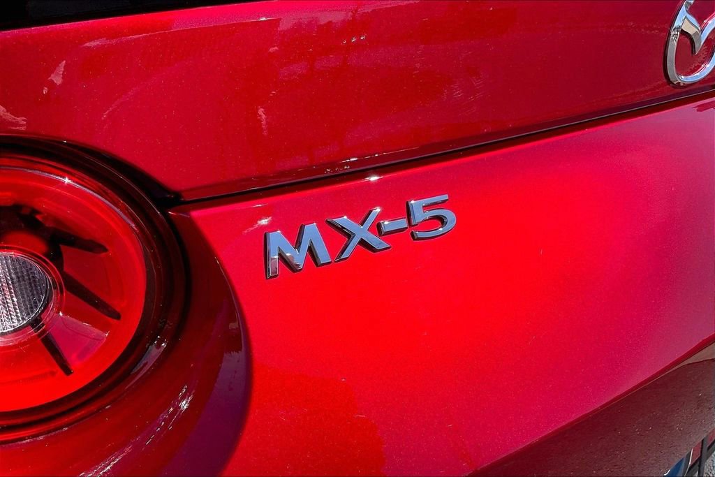 Certified 2025 MAZDA MX-5 Miata RF Club image 27