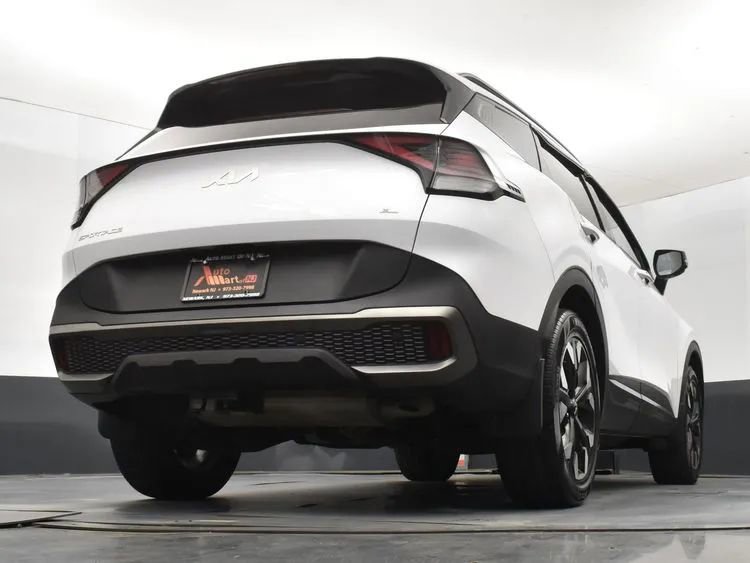 Used 2023 Kia Sportage X-Line AWD/4WD image 13