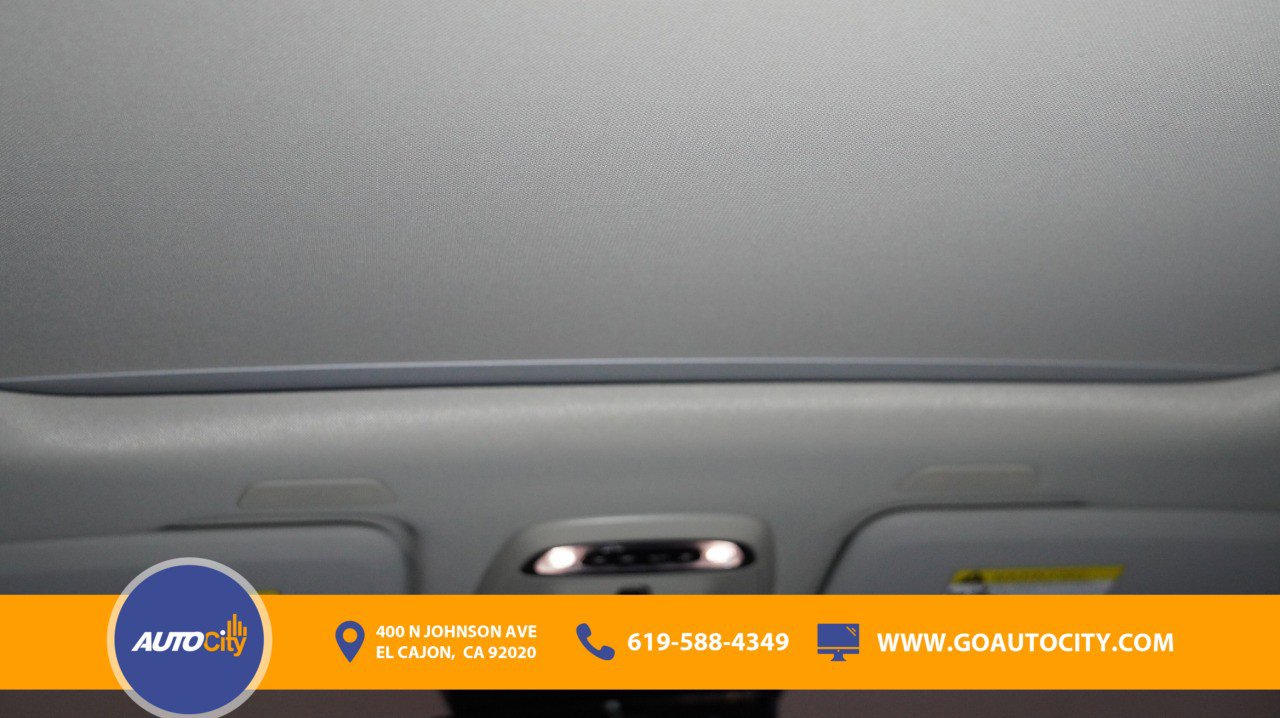 Used 2019 Volvo XC60 T8 Inscription w/ Advanced Package image 18