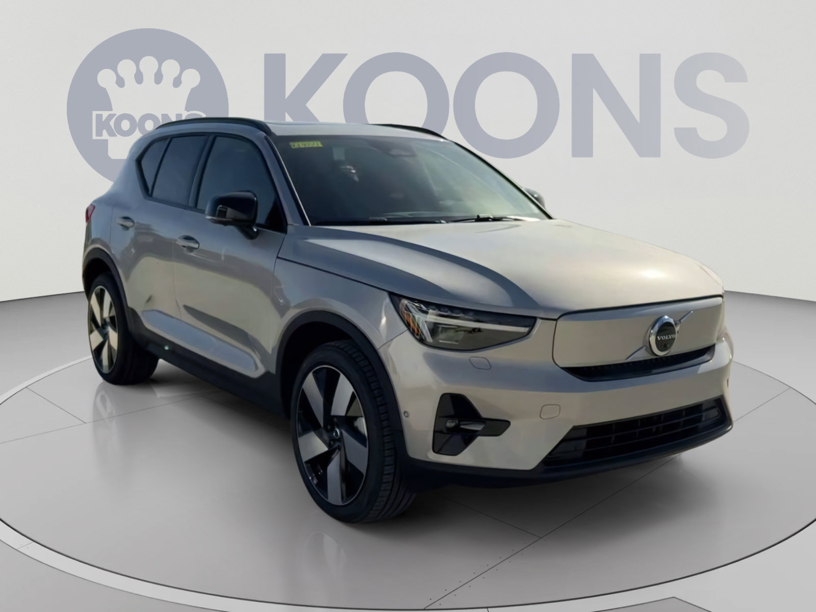Certified 2023 Volvo XC40 Recharge Ultimate AWD/4WD image 2
