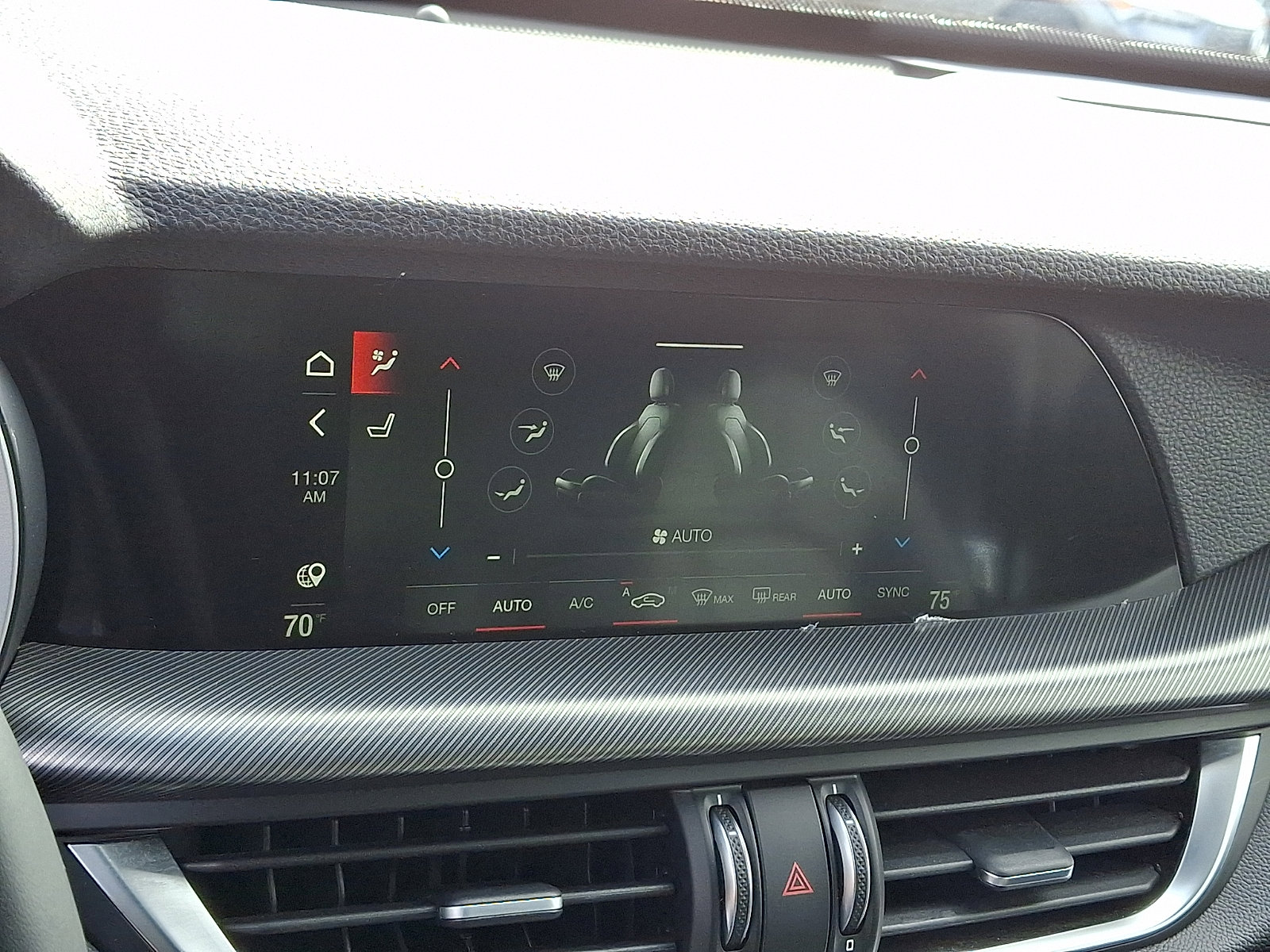 Used 2024 Alfa Romeo Stelvio Ti image 17